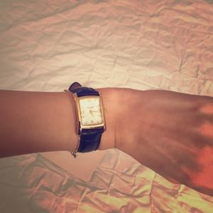 Ladies Black Leather Wrist Watch